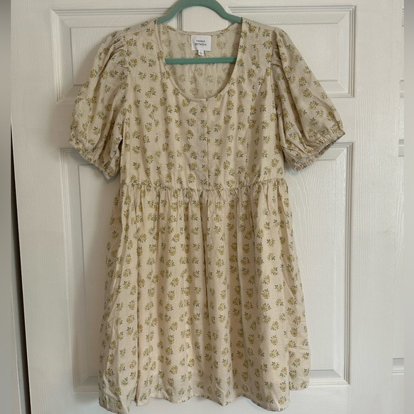 Babydoll Floral Dress - size Large - Picture 5 of 8